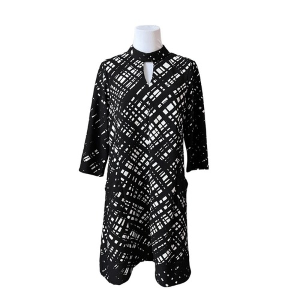 Chris McLaughlin Black‎ White Geometrical Keyhole Shift Dress 12 Pockets Modern